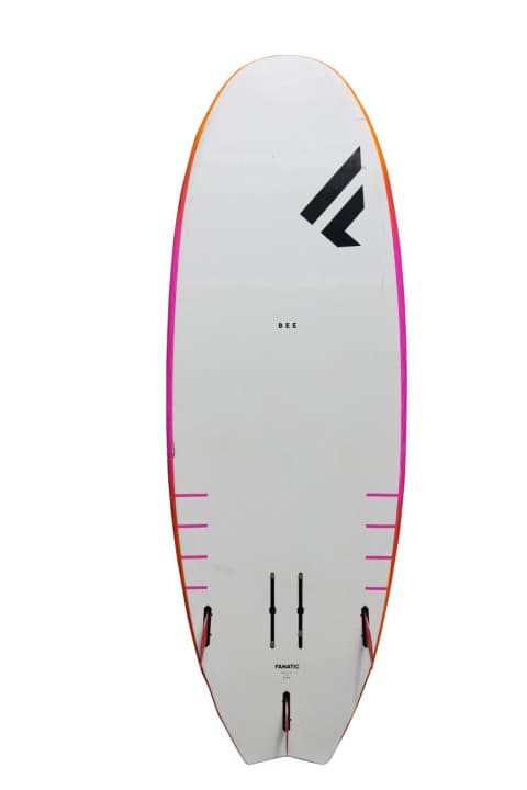 The Fanatic Bee has a fairly long double rail for foil mounting. Small thruster fins can be mounted for SUPing in the wave