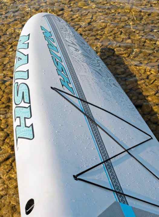 Das Naish-Board verträgt viel Gepäck.