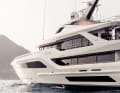 Skulptural: Feadship schweißte Rumpf und Aufbauten aus Aluminium und mit reichlich Lichtkanten. Die Linien ersann der Eigner mit dem werfteigenen Designteam von De Voogt