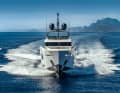Die 140 ist die erste Yacht mit Sonnendeck in Ferrettis Gleiter-Familie
