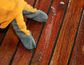 Step 4 - Wash out: The cleaner washes dead wood fibres out of the deck anyway. A certain amount of grooving is in the nature of things