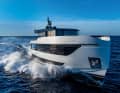 Big wave: When the four IPS units give their all, the A96 reaches a top speed of more than 23 knots; when travelling, the captain aims for around 19 knots