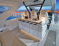 Not only can food be prepared at the galley, but also cocktails, which can be enjoyed in a relaxed atmosphere sitting on the bench and/or standing at the galley