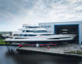"Big Fisher": Shipyard gate open for the Vripack design. Deck number six and the hardtop are first installed outside on the aluminium superstructure of the 52-metre boat
