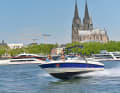 Mer losse d’r Dom en Kölle: Unsere gecharterte Bayliner vor dem vielleicht berühmtesten Kirchenbau Deutschlands