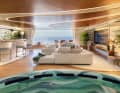 Nuvolari-Lenard-Design: Im Beachclub zieren Holzeinlagen Böden und Decke, ...