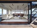 Main deck: In the Lissoni version, designer furniture characterises the saloon. A galley is possible here in exchange for a fourth guest cabin
