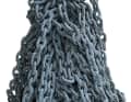 Tower construction: With hot-dip galvanised chains, damage and corrosion are clearly visible and they can be re-galvanised. One disadvantage is the rough surface, silt adheres well to the chain and it forms a tower in the anchor locker