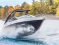Thanks to the deep V-hull, the 242 GTC has good rough water characteristics