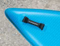Additional handles at the stern and bow facilitate handling on land and on the boat