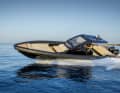 Technohull Alpha 40: Bei der griechischen Werft gingen bereits 28 Bestellungen ein. Die Maximalmotorisierung bildet ein Außenbord-Duo mit 744 Kilowatt