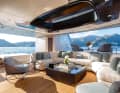 Natural cinema: The beach club opens up on three sides and benefits from the skylight.