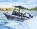 With the top-of-the-range engine in the form of the Mercury F225, you get sporty handling with good rough water characteristics.