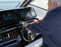 The driver's platform is equipped with state-of-the-art technology and offers the driver a good all-round view.