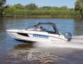 Optimally trimmed, the boat is characterised by course and lateral stability. The engine power is completely converted into thrust, which saves fuel when gliding.