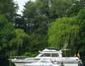 When towing alongside, the rear of the tractor must be as free as possible