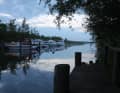 Wasserwandern mit 15-PS-Boot auf der Mecklenburgischen Seenplatte.