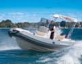 The Capelli also feels very comfortable in rough seas. At speed, the hull dives softly into the waves and conveys safety