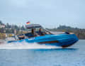 The hull shines with smooth running and soft immersion in the wave