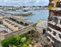 Vista di Saint Peter Port da Castle Cornet.