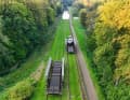 The canal overcomes the 100 metre difference in altitude between the Baltic Sea coast and the uplands via five rolling hills. Here is our charter boat on its way up. | Gerald Penzl
