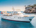 Die „Odyssey III“ misst 33 Meter