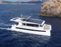 Silent 60 (length: 17.99 m, width: 8.99 m, displacement: 29,000 kg, engine: 680 kW, CE category: B10/C14/D14)