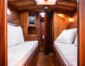There is hardly a more stylish way to travel back in time to the Golden Twenties on the waters of Berlin than on board an Engelbrecht bakery boat such as the "Hecht"