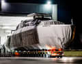 Wie von Christo verpackt: Die erste GTX116 gelangte per Schwertransport vom Pershing-Werk in Mondolfo nach Fano.