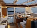 The seating area in the saloon was designed in a U-shape so that there is room for many people on board