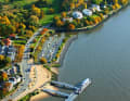 "Green holes" and tides: On your own keel with the motorboat from Hamburg on the Elbe towards the North Sea