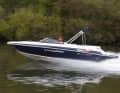 The Larson has everything you need for a lively bowrider. This starts with the powerful drive system, continues with the bathing platform
	with a long ladder, then into the cockpit with a comfortable seat/lounger combination and "pilot's seat", right through to the bow, which offers plenty of space to relax.
