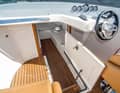Frauscher 858 Fantom: Steering position