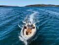 Rand Breeze 20: With a cruising speed of 4 knots, it only has to go to the charging station after 20 hours
