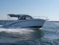 Die Beneteau Antares 7 gibt es in zwei verschiedenen Varianten...