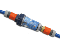 Vor dem Tank: Vorfilter sind in allen Qualitäts- und Preisstufen erhältlich, vom einfachen Inline-Aktivkohlefilter von SVB (ca.  10 Euro) ...