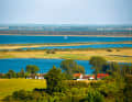 Blick vom Dornbusch auf den Vitter Bodden, die zu Rügen gehörende Landzunge Bug und Halbinsel Wittow