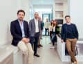Studio Bozzo: Der Chef und sein Team aus Designern und Konstrukteuren arbeiten nahe Viareggio in  Pietrasanta. Hier  kommen fast alle  Leistungen aus einer Hand.