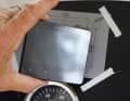 Gut dimensioniert: Das 10 Millimeter flache Display ist ein Drittel kleiner als ein Smartphone, aber lässt sich gut bedienen