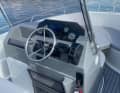 Steering and gearstick are well positioned
