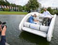 Test drive on the exhibition lake: Interboot project manager Felix Klarmann (right) on the Portless Catamaran from the company of the same name