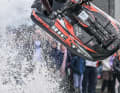 Atemberaubendes Trickfeuerwerk auf dem Messe-See: Niels Willems, mehrfacher Jetski-Pro-Freestyle-Europameister