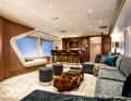Skylounge: One of the best places on board is the récamiere, which is cleverly integrated into the interior. The bar was made by Barn in the City