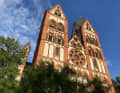 West façade of Limburg Cathedral: the building received its colourful coat of paint based on the medieval model during renovation work around 1970