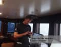 Während des Livestreams sieht man die Crew beim Arbeiten