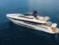 Special solution: The enclosed and air-conditioned steering position on the flybridge was a request from the US owner, ...