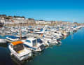 Guernsey, St. Peter Port, Queen Elizabeth Marina; Gäste machen allerdings in der Victoria Marina nebenan fest