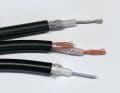 Three variants of RG58 coaxial cables: Only the upper version with a flexible inner conductor and tinned surfaces is suitable for on-board use. In the cheaper version below, the outer conductor is mainly made of foil, which is at best suitable for AIS receivers, but not for transmitting. The bare surfaces can also corrode quickly. The lower cable has a rigid inner conductor, which will soon break under the inevitable vibrations on board