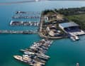 So soll die Bali Gapura Marina aussehen. Der erste Teil wird 2026 eingeweiht. Dann steht auch schon der Yachtservice (re.) offen.