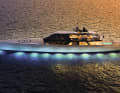 Generoso: Red Yacht Design ospita un volume inferiore alle 500 tonnellate lorde sui 68 metri di lunghezza di "ICE Kite". Il risultato sono sovrastrutture piccole e ariose.